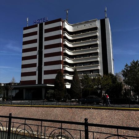 Ziyorat Luxury Hotel Fergana Esterno foto