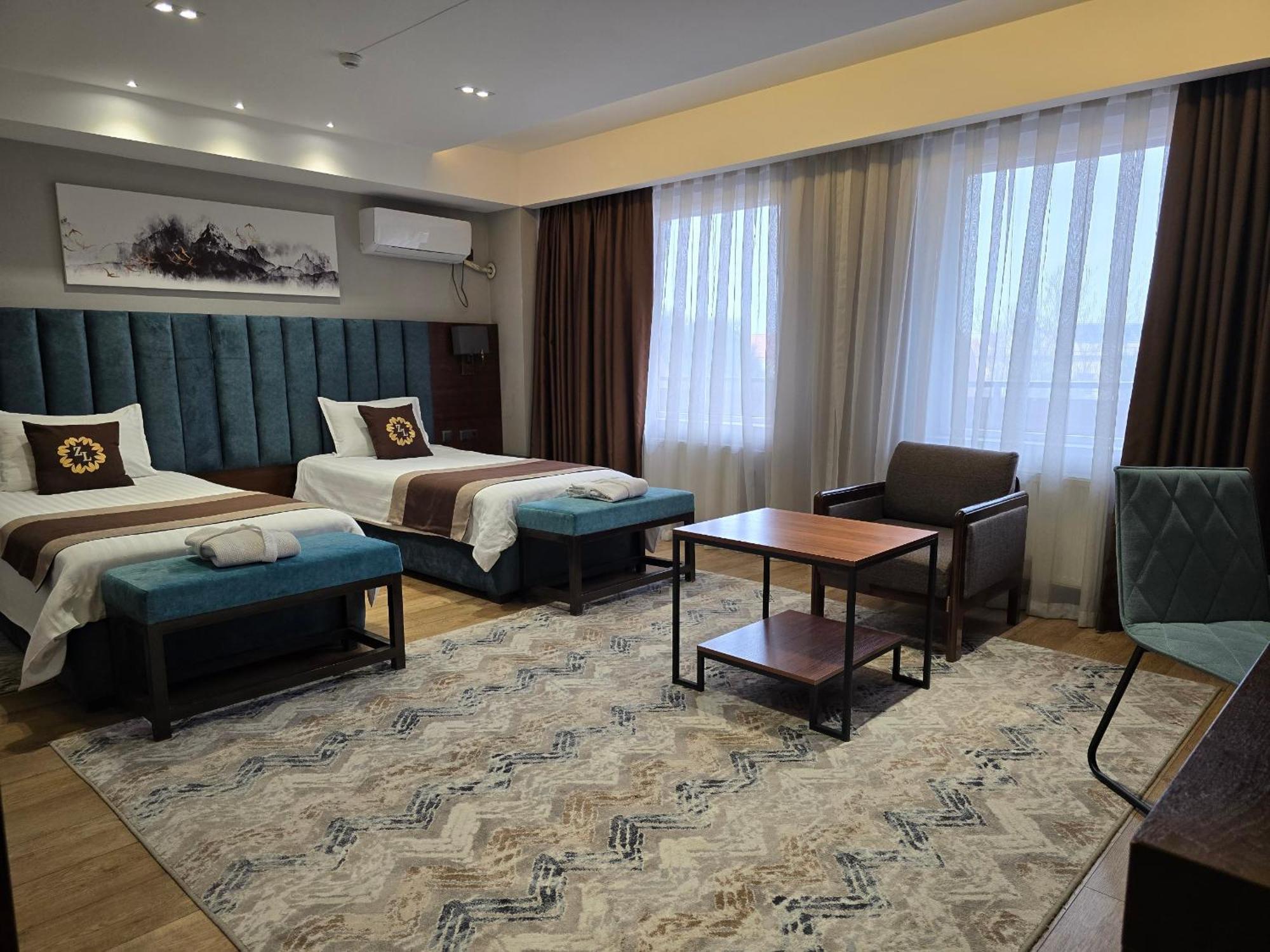 Ziyorat Luxury Hotel Fergana Esterno foto