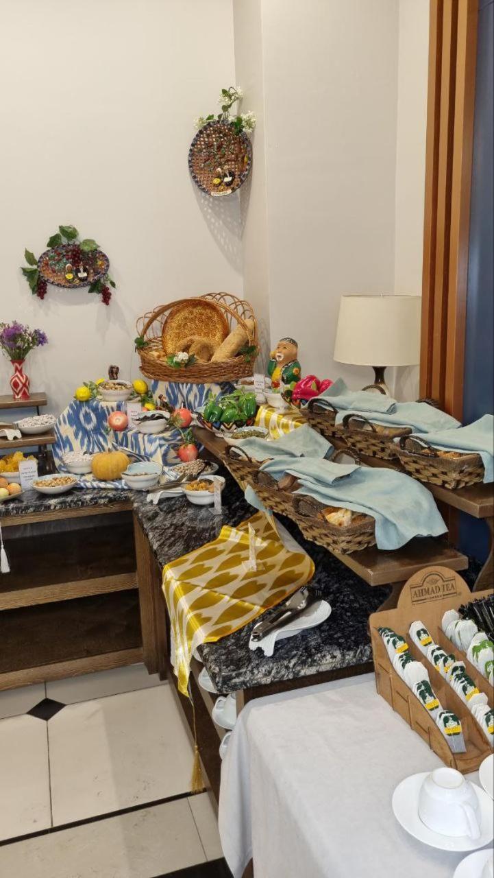 Ziyorat Luxury Hotel Fergana Esterno foto